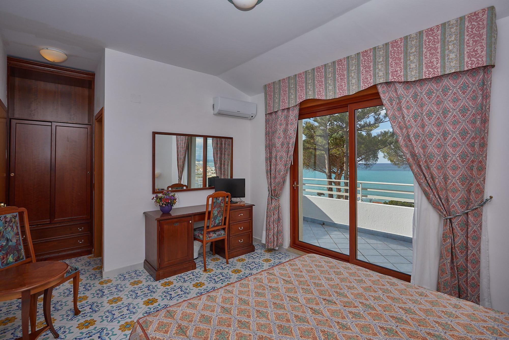 Club Residence La Castellana Belvedere Marittimo Kültér fotó