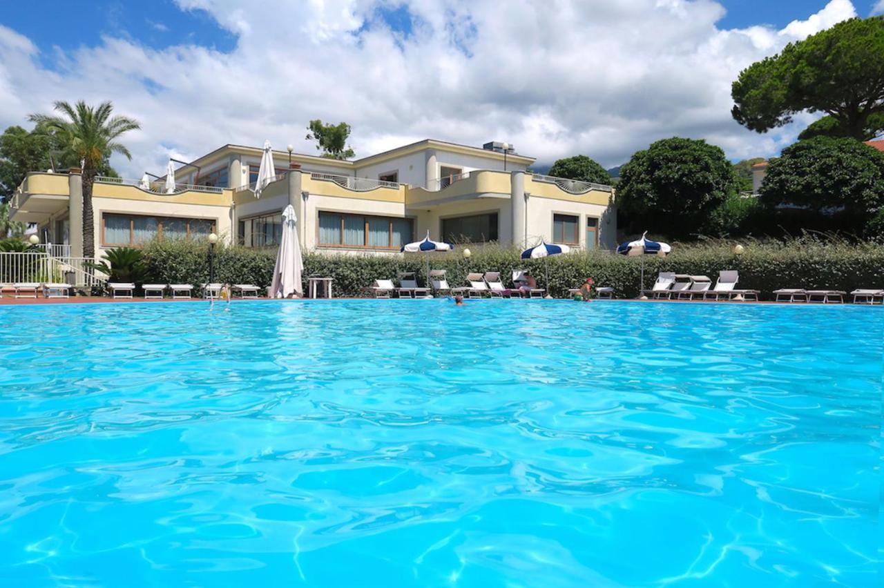 Club Residence La Castellana Belvedere Marittimo Kültér fotó